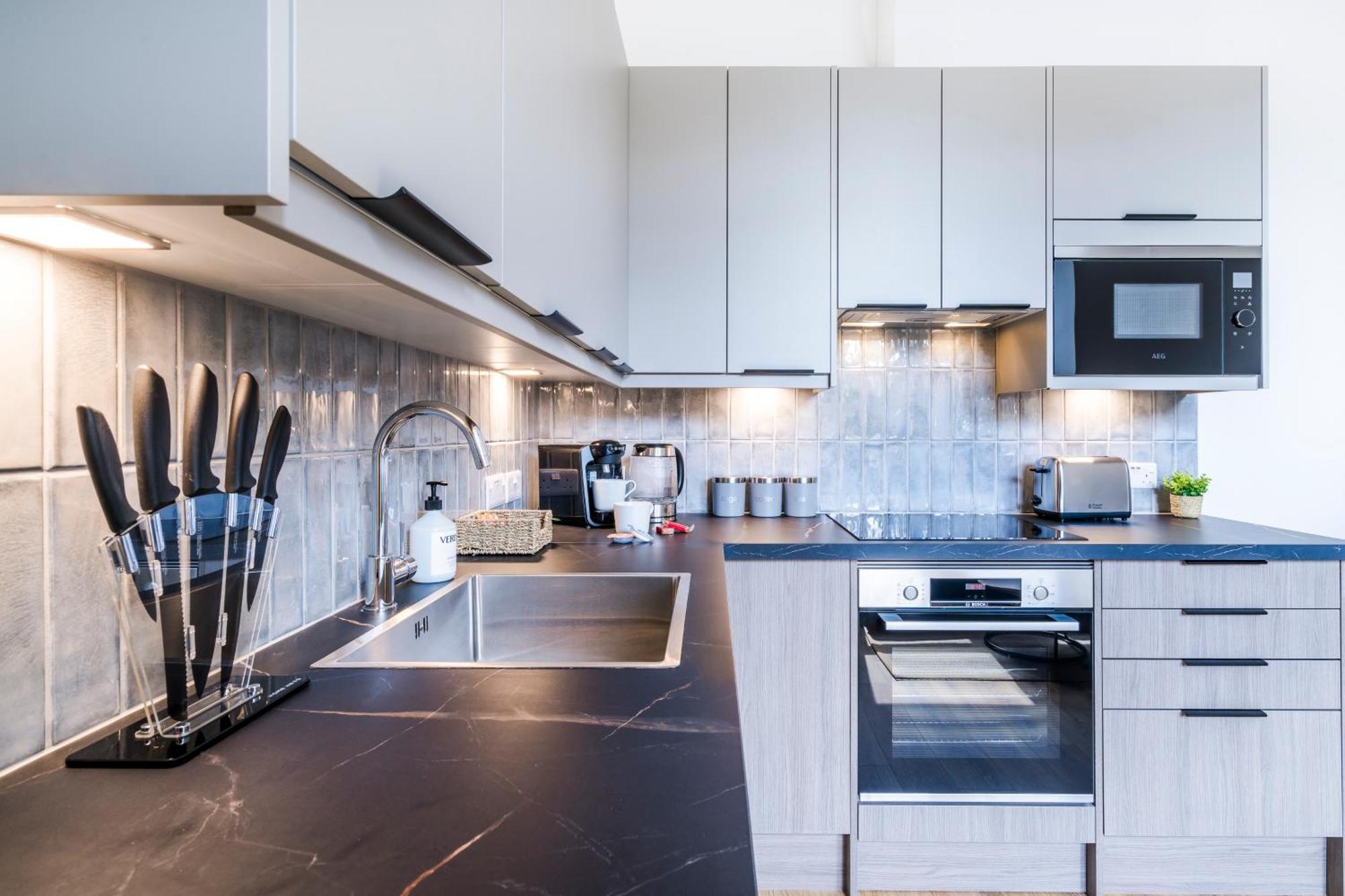 Cozy 2 Bedroom Apartment In Sutton Sutton  Exterior photo